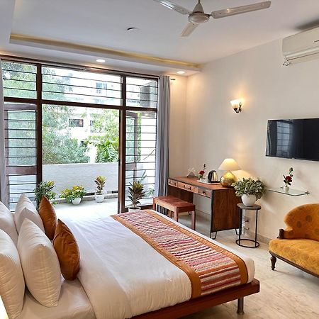 Grove Residency Hauz Khas New Delhi Couple Friendly Hotel Exterior photo