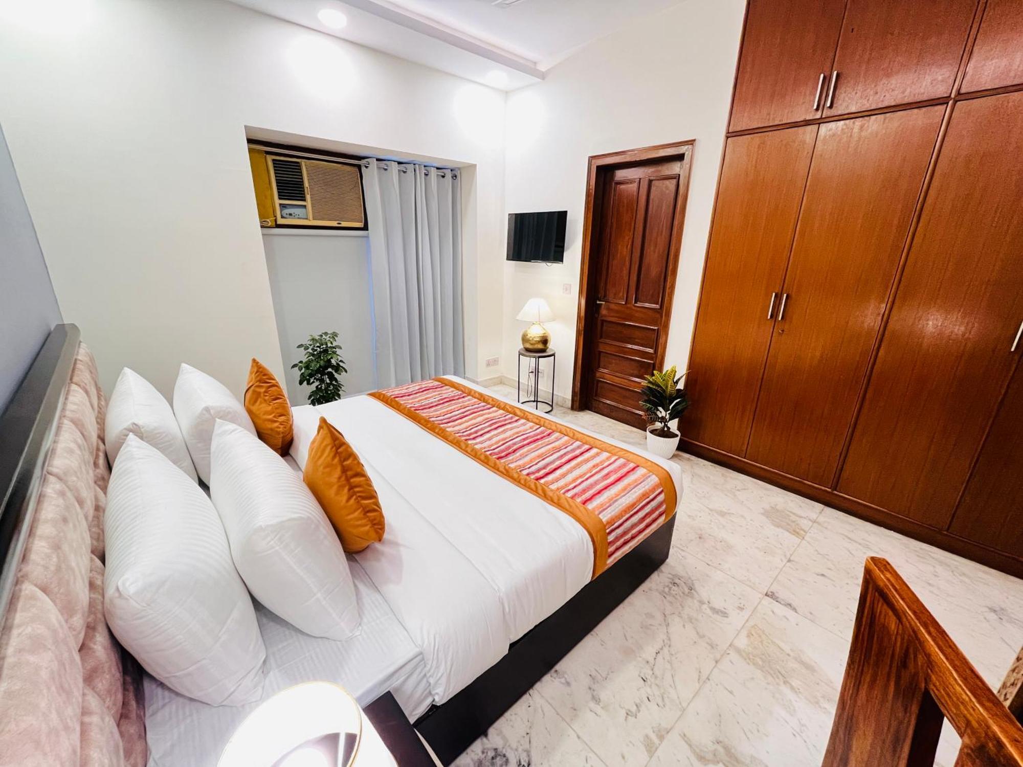 Grove Residency Hauz Khas New Delhi Couple Friendly Hotel Exterior photo