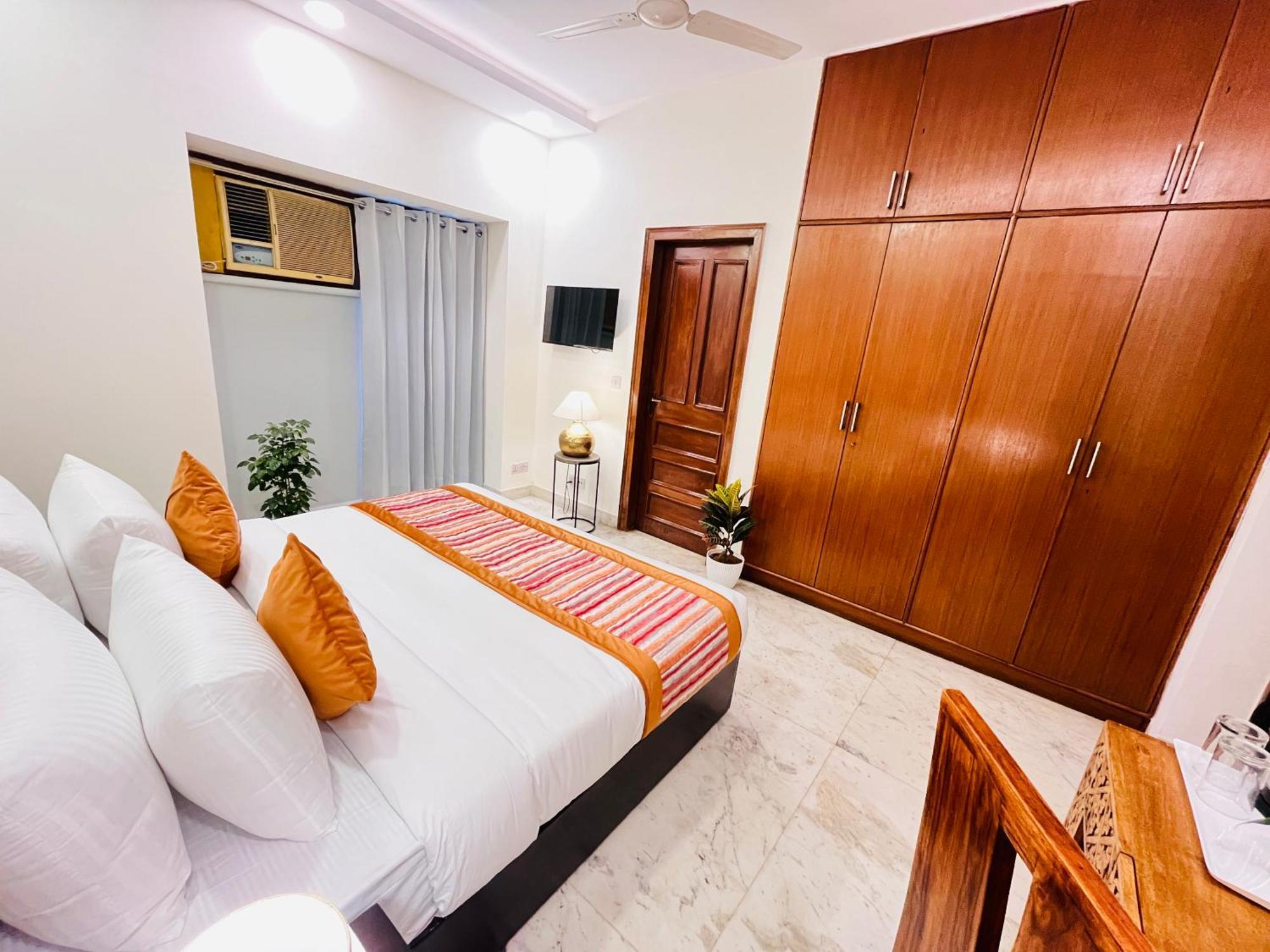 Grove Residency Hauz Khas New Delhi Couple Friendly Hotel Exterior photo